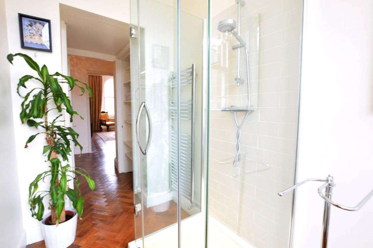 Altido Castle Terrace 3 Bedroom Apartment - Old Town Единбург Екстериор снимка